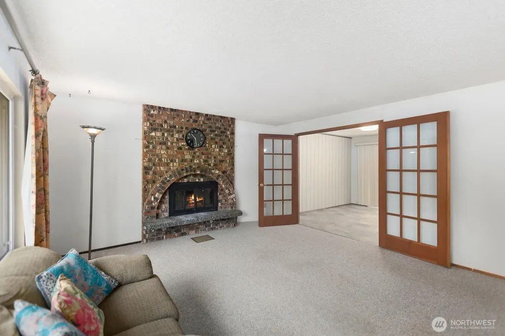 21627 9th Place W Bothell WA 98021