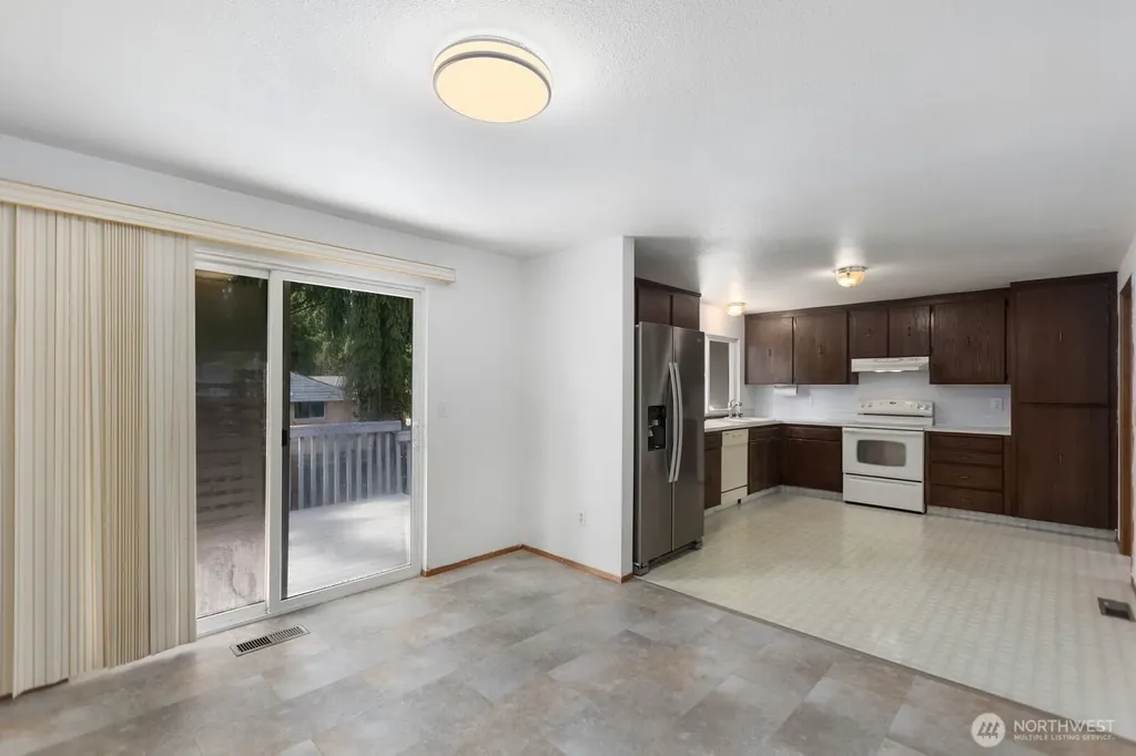 21627 9th Place W Bothell WA 98021