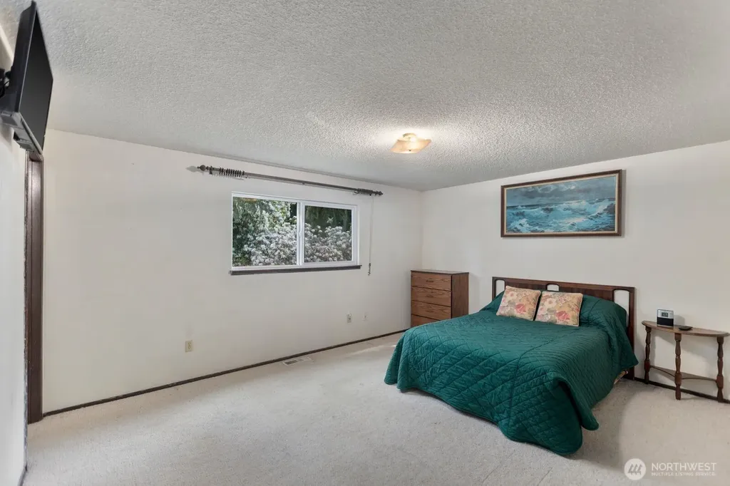 21627 9th Place W Bothell WA 98021