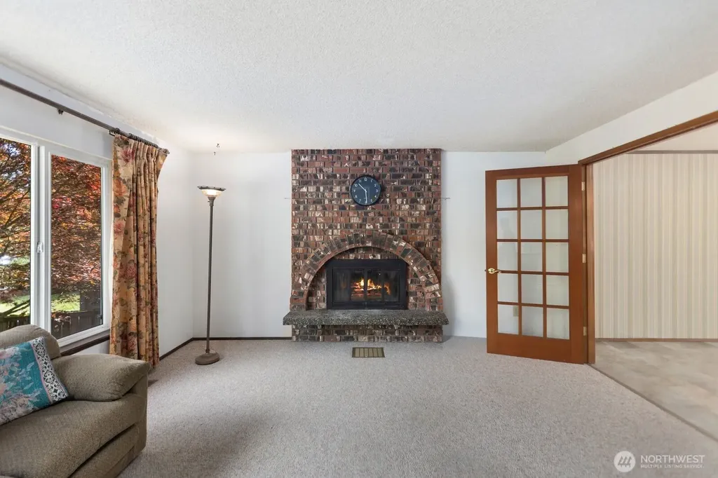 21627 9th Place W Bothell WA 98021