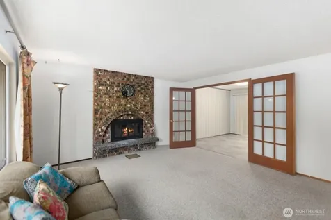 21627 9th Place W Bothell WA 98021