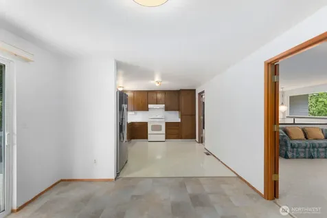 21627 9th Place W Bothell WA 98021