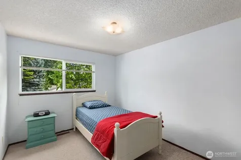 21627 9th Place W Bothell WA 98021