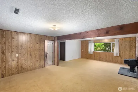 21627 9th Place W Bothell WA 98021