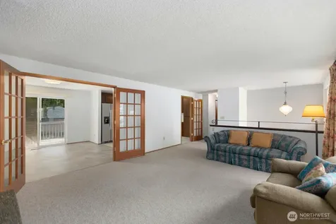 21627 9th Place W Bothell WA 98021