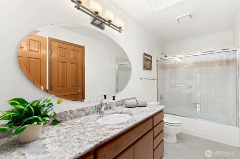 87 Cascade Key Bellevue WA 98006