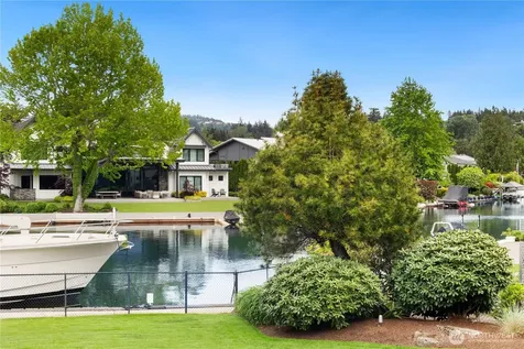 87 Cascade Key Bellevue WA 98006