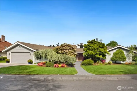 87 Cascade Key Bellevue WA 98006