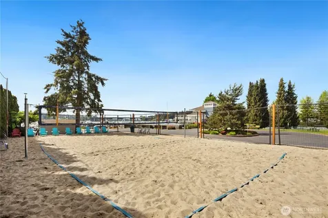 87 Cascade Key Bellevue WA 98006