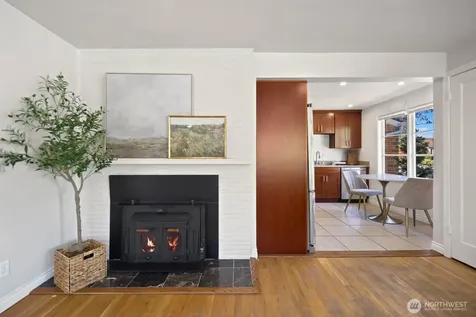 7904 39th Avenue SW Seattle WA 98136