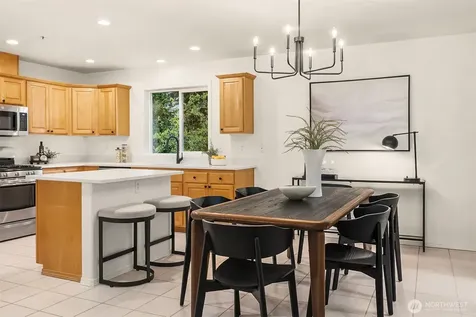 329 NE 185th Street Shoreline WA 98155