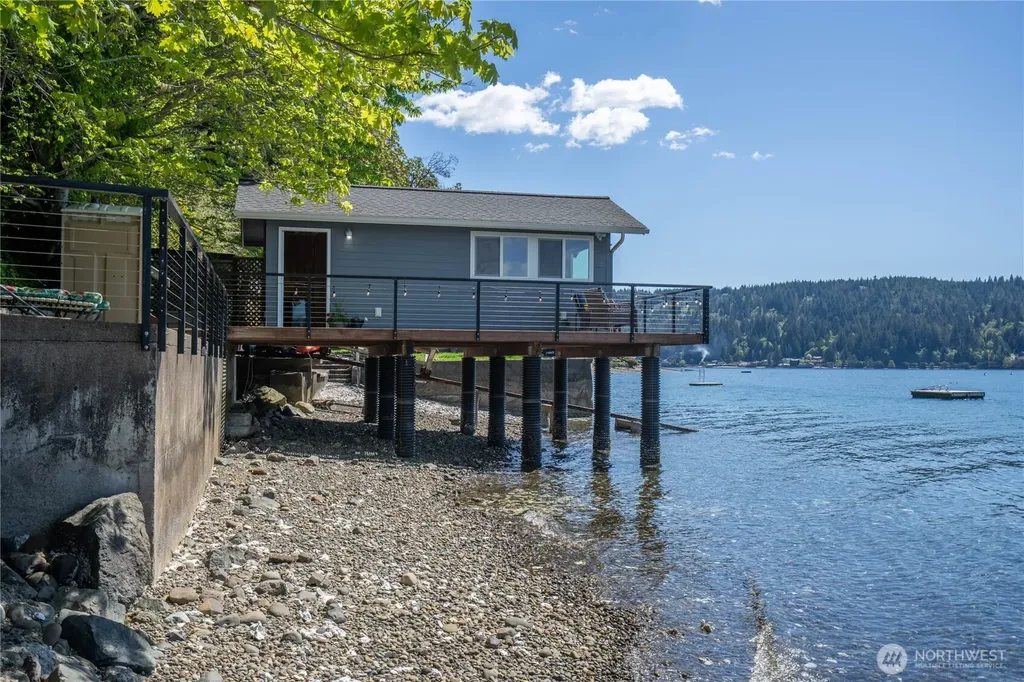 13300 NE North Shore Road Belfair WA 98528