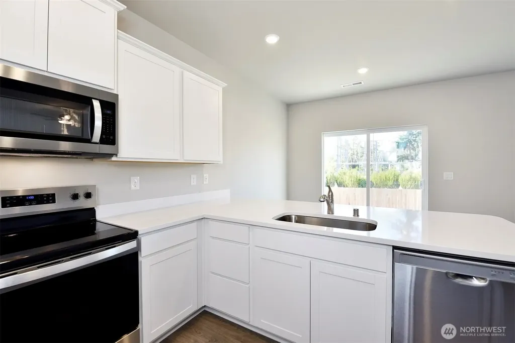 9746 Brown Street SE Yelm WA 98597