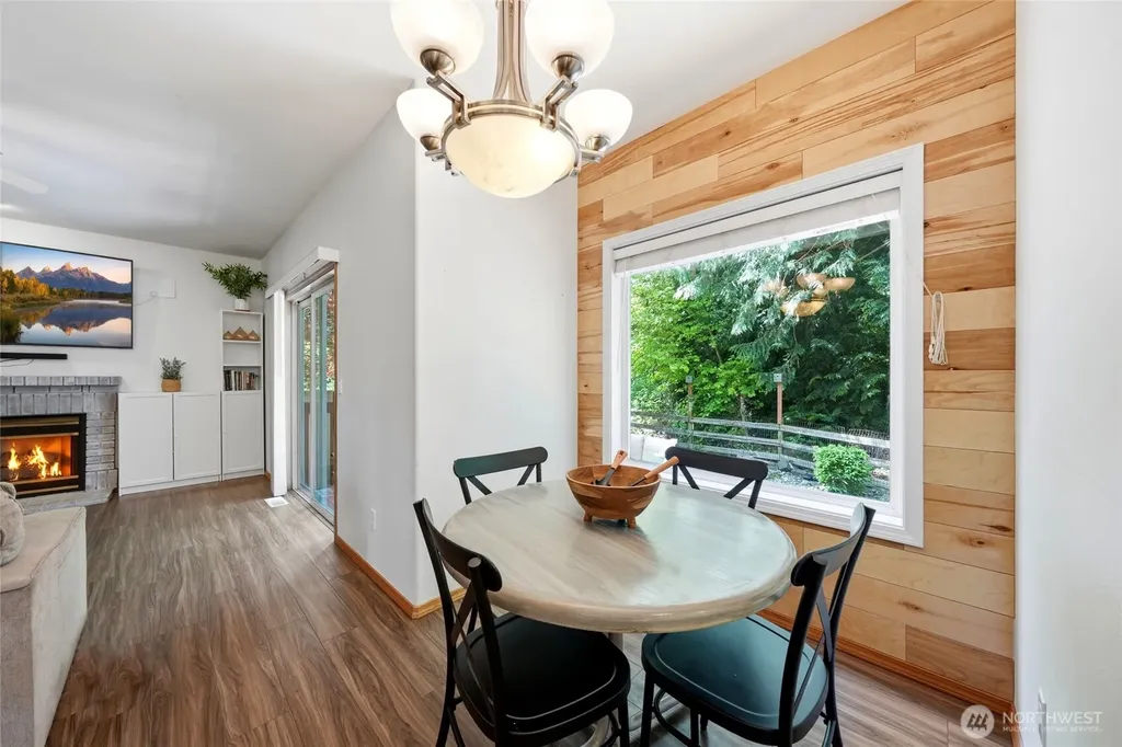 609 108th Place SE Everett WA 98208