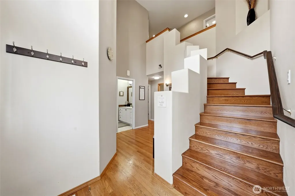 609 108th Place SE Everett WA 98208