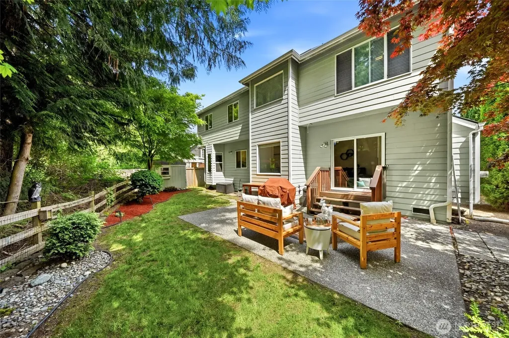 609 108th Place SE Everett WA 98208