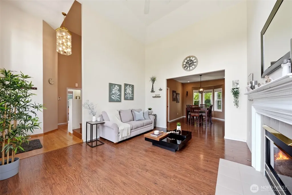 609 108th Place SE Everett WA 98208