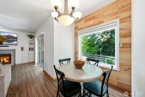 609 108th Place SE Everett WA 98208