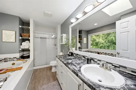609 108th Place SE Everett WA 98208