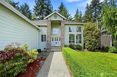 609 108th Place SE Everett WA 98208