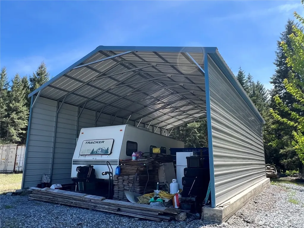 2843 Deep Lake South Shore Road Colville WA 99114