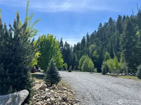2843 Deep Lake South Shore Road Colville WA 99114
