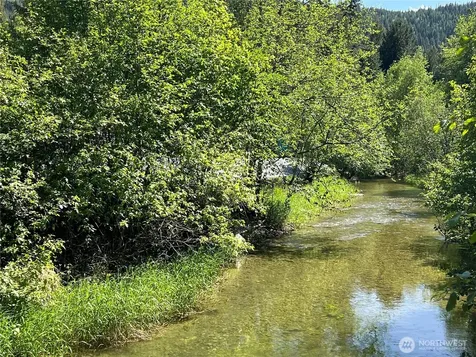 2843 Deep Lake South Shore Road Colville WA 99114