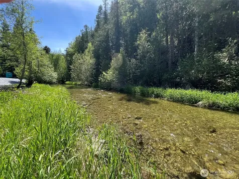 2843 Deep Lake South Shore Road Colville WA 99114
