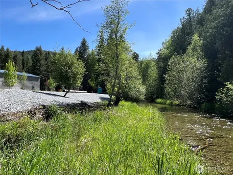 2843 Deep Lake South Shore Road Colville WA 99114