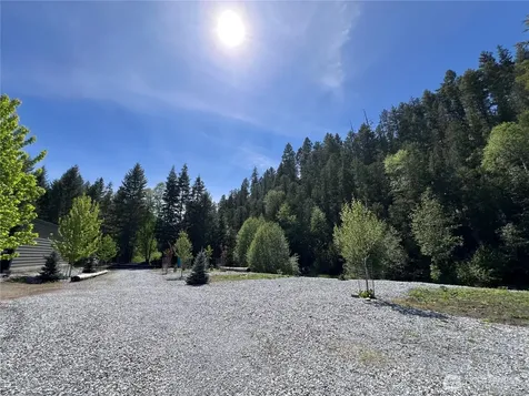 2843 Deep Lake South Shore Road Colville WA 99114
