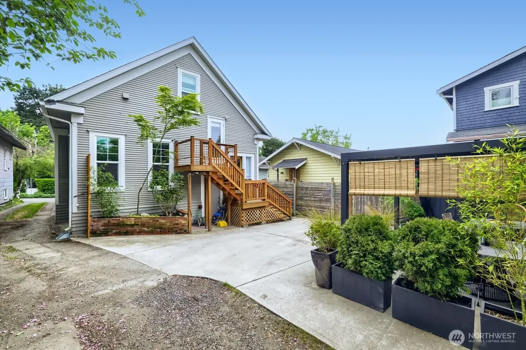 1608 N 50th Street Seattle WA 98103