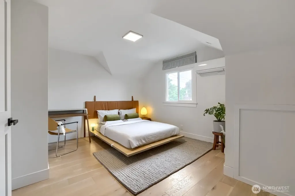 1608 N 50th Street Seattle WA 98103