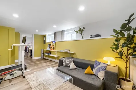 1608 N 50th Street Seattle WA 98103