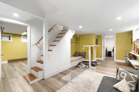 1608 N 50th Street Seattle WA 98103