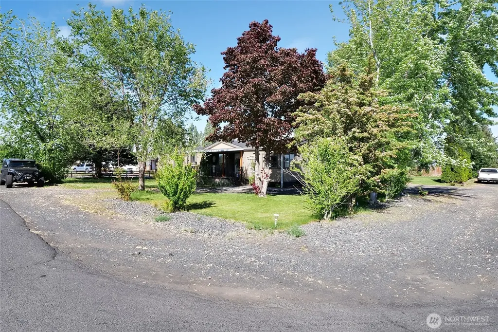 4379 Jackie Drive NE Moses Lake WA 98837