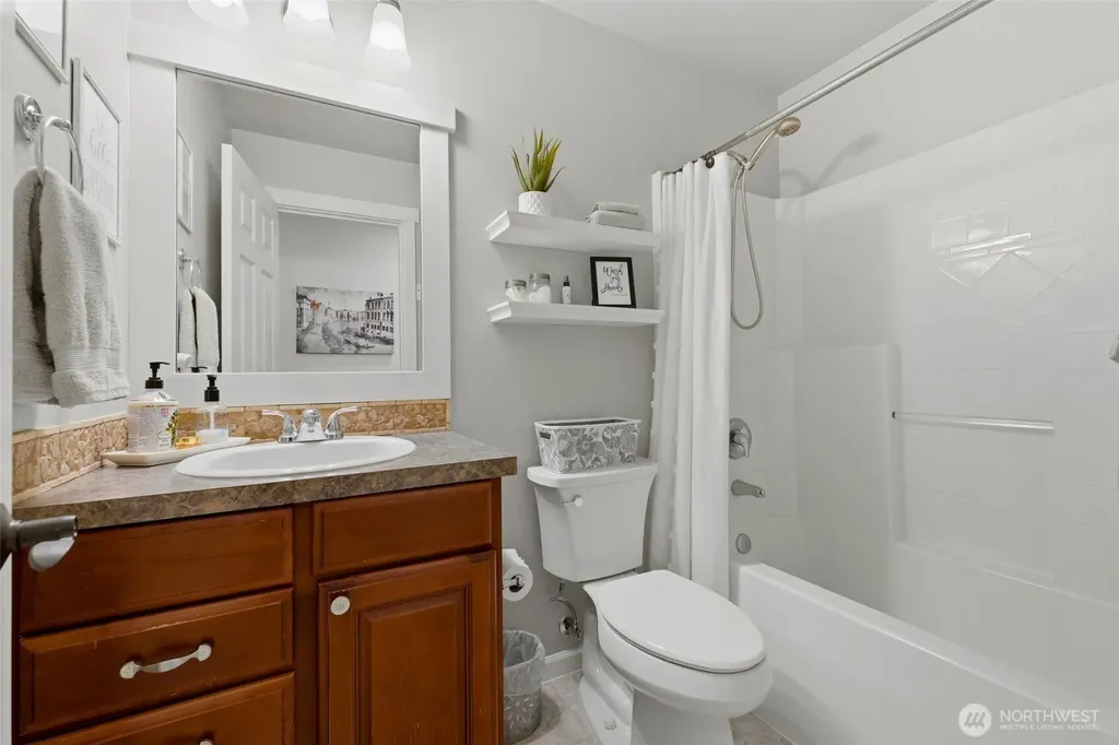 14910 41st Street SW Lakebay WA 98349