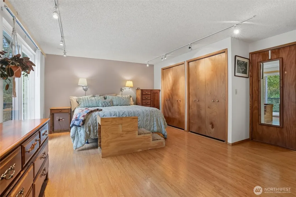 3858 Quiet Drive NW Bremerton WA 98312
