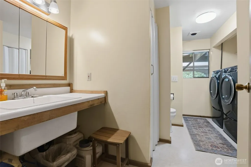 3858 Quiet Drive NW Bremerton WA 98312