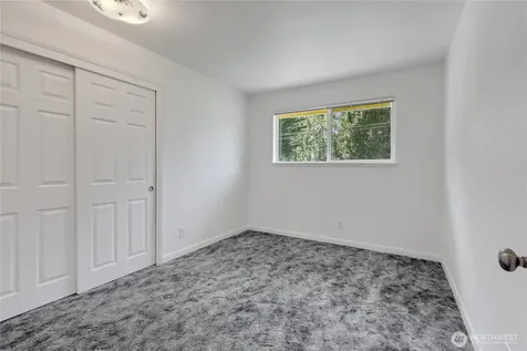 32226 39th Avenue S Federal Way WA 98001