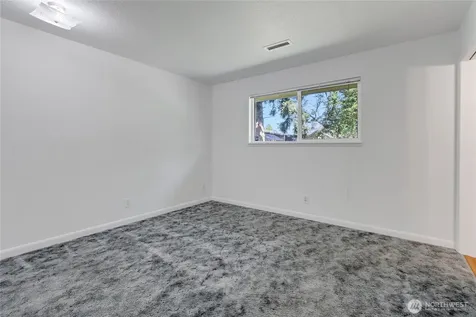 32226 39th Avenue S Federal Way WA 98001