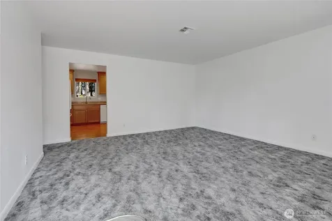 32226 39th Avenue S Federal Way WA 98001