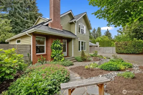 20111 Dayton Avenue N Shoreline WA 98133