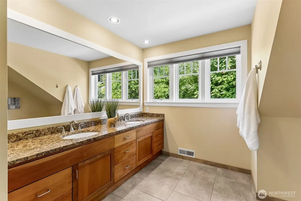 2309 Nut Tree Court SE Olympia WA 98501