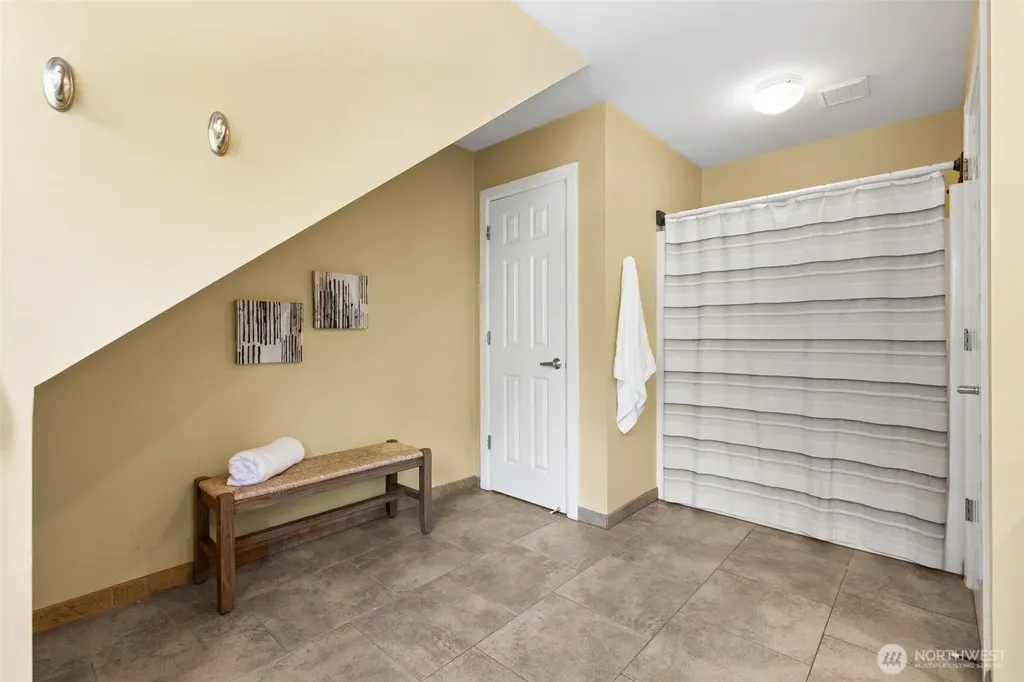 2309 Nut Tree Court SE Olympia WA 98501