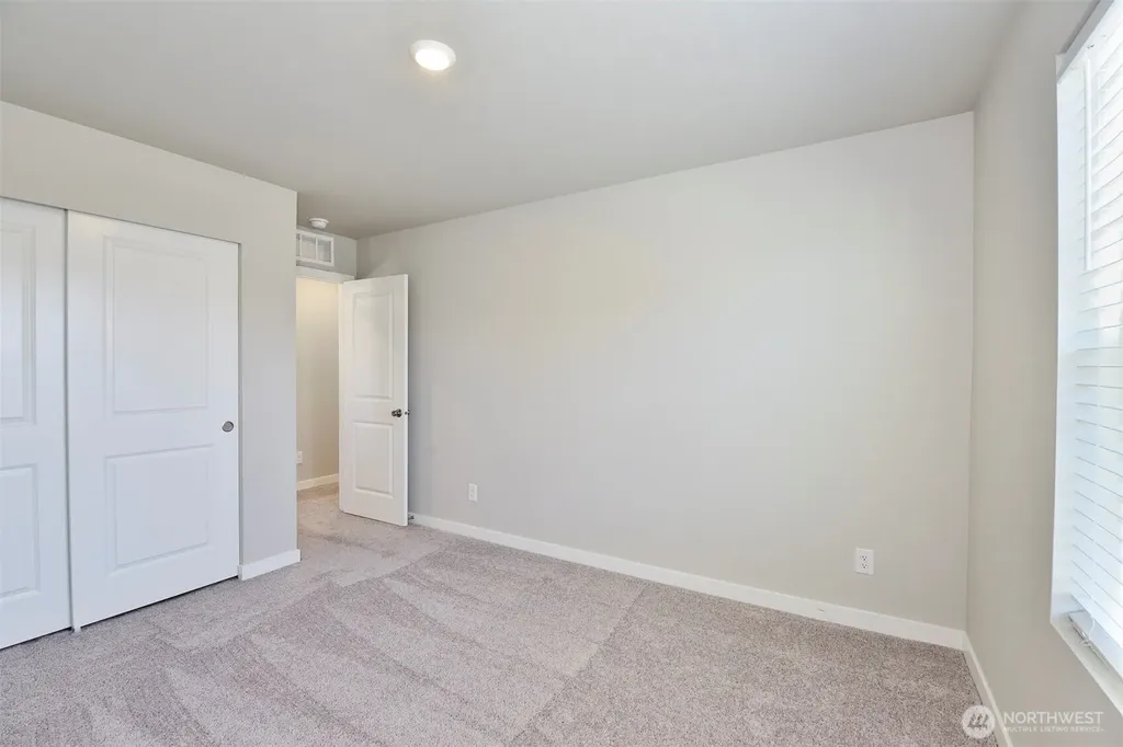 9729 Brown Street SE Yelm WA 98597