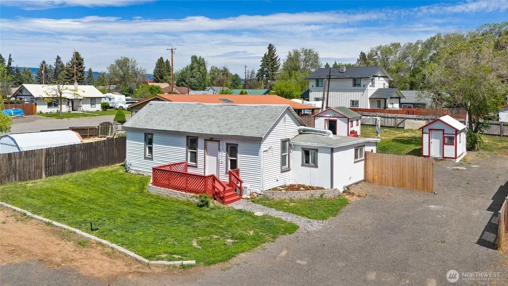 208 N Spokane Street Kittitas WA 98934
