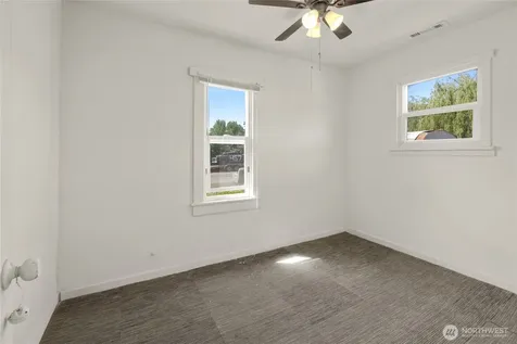 208 N Spokane Street Kittitas WA 98934