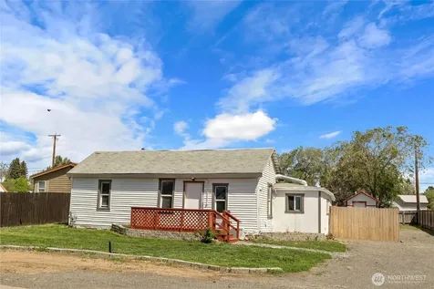 208 N Spokane Street Kittitas WA 98934