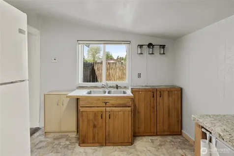 208 N Spokane Street Kittitas WA 98934