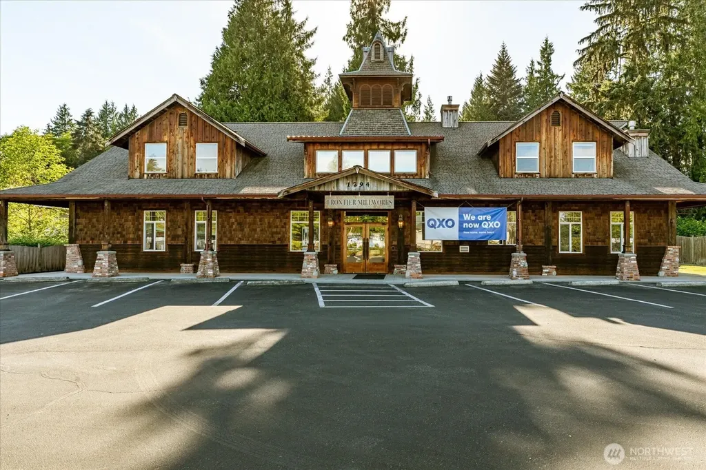 1794 Main Street Freeland WA 98249